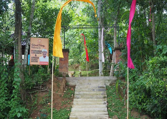 ゲストハウス Yoga Lokanata Ashram & Arnata *