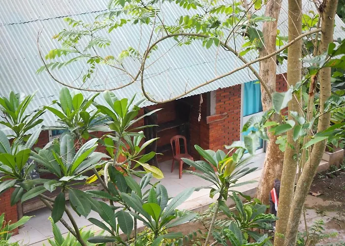 Yoga Lokanata Ashram & Arnata Bangli