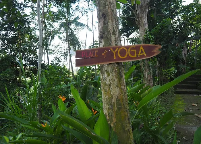 Yoga Lokanata Ashram & Arnata ゲストハウス *