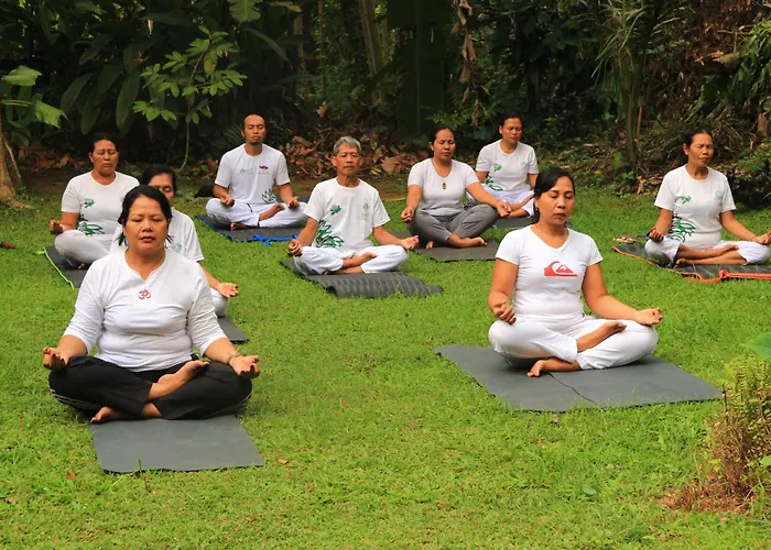 ゲストハウス Yoga Lokanata Ashram & Arnata *